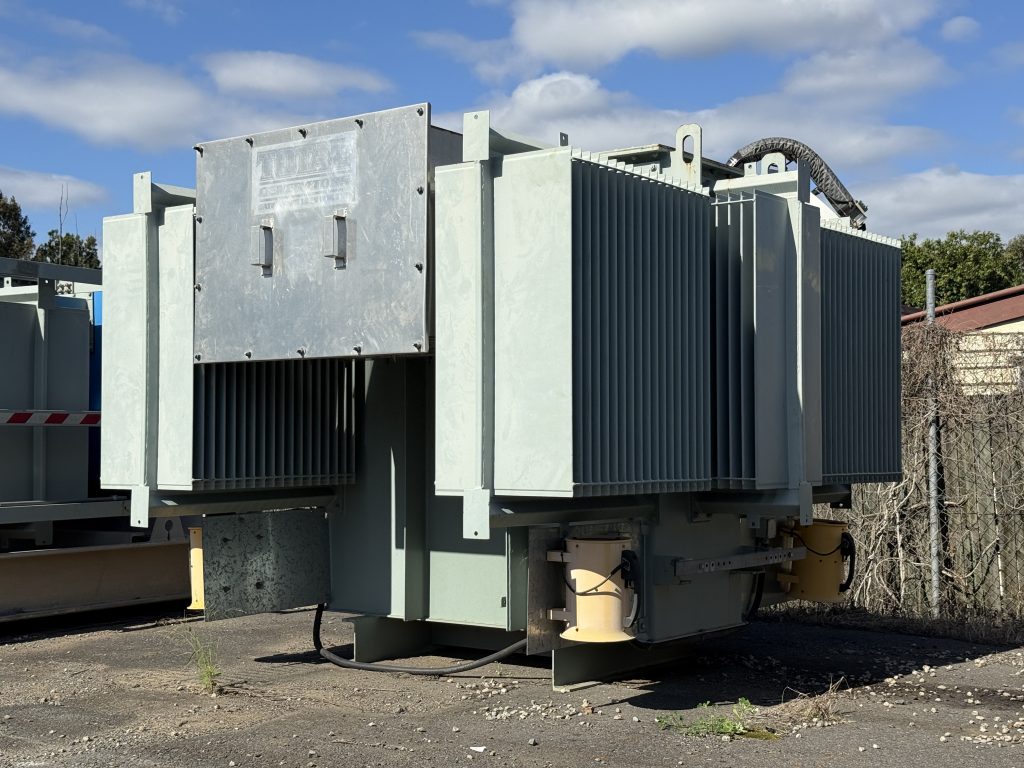 TRANSFORMER J18003 1 (1)