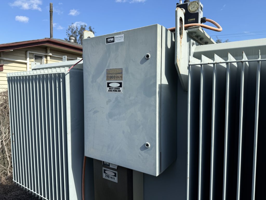 TRANSFORMER J18003 1 (10)