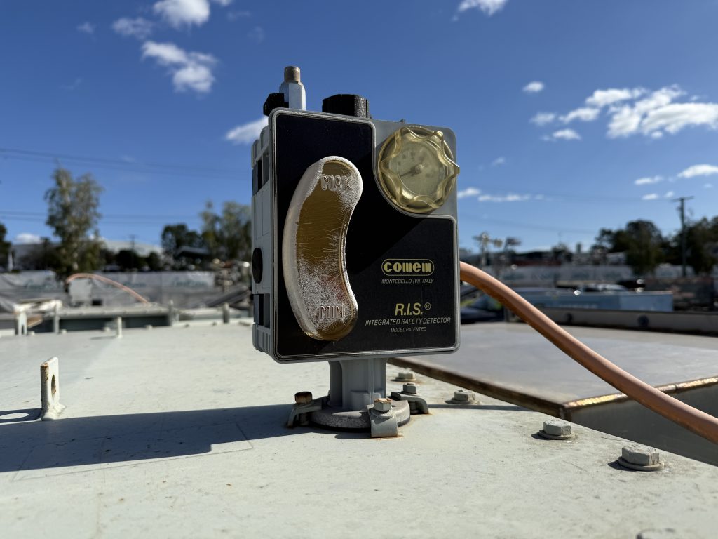 TRANSFORMER J18003 1 (11)