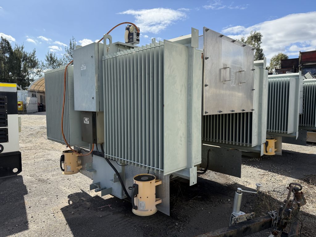 TRANSFORMER J18003 2 (4)